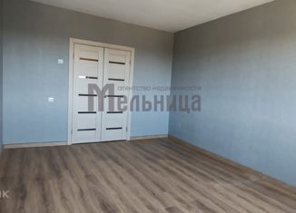 Продаю 3-ком. квартиру, 69 м2, Волгоград, улица Колумба, 14