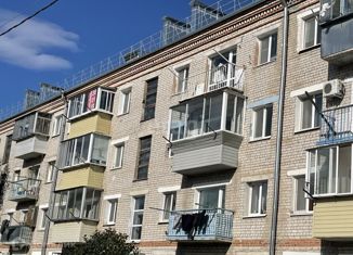 2-ком. квартира на продажу, 42 м2, село Белогорье, Заводская улица, 1