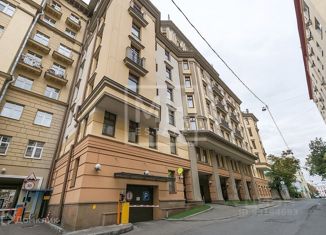 Продается двухкомнатная квартира, 117 м2, Москва, Большой Каретный переулок, 24с2, метро Цветной бульвар