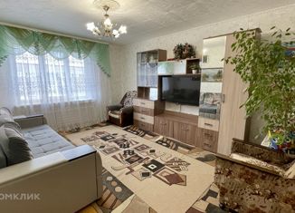 Продается трехкомнатная квартира, 54.1 м2, Ижевск, улица 10 лет Октября, 8, жилой район Север