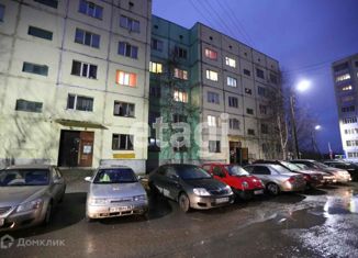 Продается комната, 11.4 м2, Нефтеюганск, 10-й микрорайон, 27