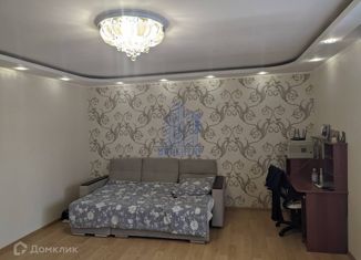 Двухкомнатная квартира на продажу, 72 м2, Чебоксары, Ленинский район, улица Строителей, 9
