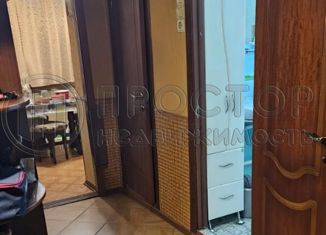 Продам 3-ком. квартиру, 72.9 м2, Москва, улица Раменки, 25к2, улица Раменки