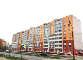 Продаю 1-ком. квартиру, 43.4 м2, Великий Новгород, улица Ломоносова, 43