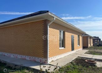 Продам дом, 94.9 м2, посёлок Янтарный, Садовая улица, 25