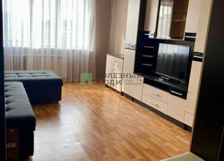 Продажа 3-ком. квартиры, 68 м2, Энгельс, улица Тельмана, 23А