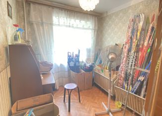 Продаю 3-ком. квартиру, 56.6 м2, Арсеньев, проспект Горького, 17