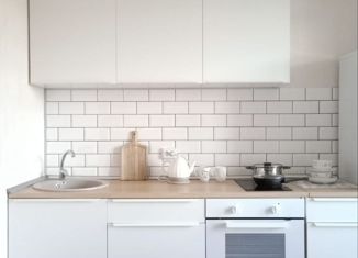 Продаю однокомнатную квартиру, 36.8 м2, деревня Царёво, улица Петра Гаврилова, 22