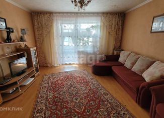 Продажа 4-ком. квартиры, 93.2 м2, Ачинск, 3-й Привокзальный микрорайон, 18