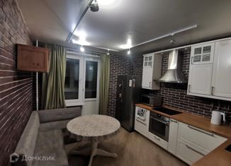 Аренда 2-ком. квартиры, 70 м2, Москва, Рязанский проспект, 60к4, район Выхино-Жулебино