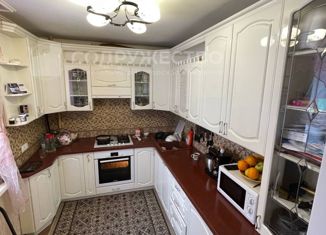 Продаю 3-комнатную квартиру, 65.1 м2, Бор, улица Нахимова, 57