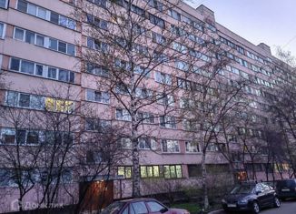 Трехкомнатная квартира на продажу, 60.5 м2, Санкт-Петербург, Бухарестская улица, 78, метро Бухарестская