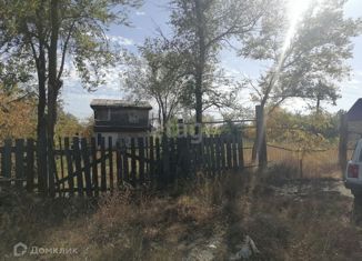 Земельный участок на продажу, 10 сот., село Александровка, Привокзальная улица