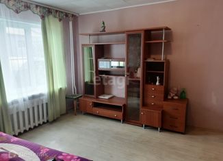 Продаю трехкомнатную квартиру, 61.1 м2, Коми, Вымская улица, 13