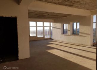 Продается однокомнатная квартира, 90 м2, станица Ессентукская, улица Гагарина, 11/1