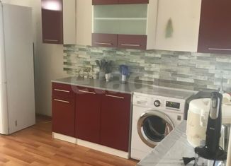 Продам 3-комнатную квартиру, 80 м2, Геленджик, улица Маршала Жукова, 1к3