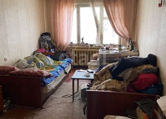 Продается двухкомнатная квартира, 47.2 м2, Сарапул, улица Ленина, 33