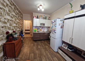 Продам квартиру студию, 24.6 м2, Тюменская область, улица Ивана Захарова, 19