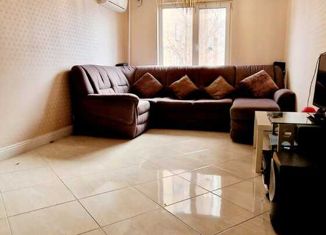 Продажа трехкомнатной квартиры, 90 м2, Санкт-Петербург, улица Десантников, 20к3, улица Десантников