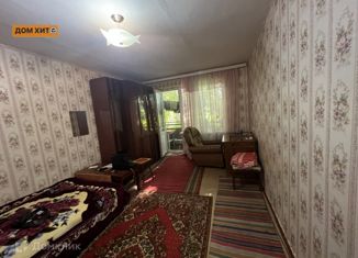 Продаю двухкомнатную квартиру, 46 м2, Армянск, микрорайон имени Генерала Васильева, 9