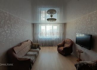 Продаю трехкомнатную квартиру, 72.2 м2, Свердловская область, улица Энгельса, 78