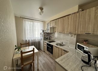 Продаю двухкомнатную квартиру, 43.2 м2, Новосибирск, Выборная улица, 107, метро Речной вокзал
