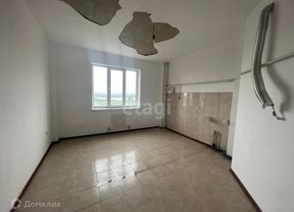 Продаю четырехкомнатную квартиру, 130 м2, Назрань, Новая улица, 31