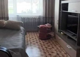 Продам 3-комнатную квартиру, 62.6 м2, поселок городского типа Новоорловск, посёлок городского типа Новоорловск, 21