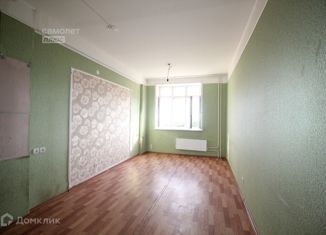 Продам двухкомнатную квартиру, 46.5 м2, Сосновоборск, Солнечная улица, 8