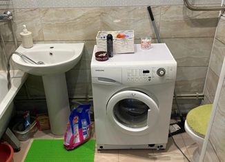 Сдается в аренду однокомнатная квартира, 37 м2, Курск, проспект Анатолия Дериглазова, 29
