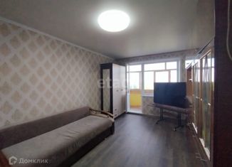 Продам двухкомнатную квартиру, 60 м2, Старый Оскол, улица Хмелёва, 1