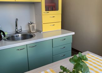 Сдам 2-комнатную квартиру, 45 м2, Санкт-Петербург, улица Белы Куна, 6к1, улица Белы Куна