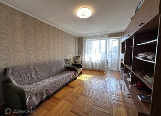 Продаю 2-комнатную квартиру, 56.7 м2, посёлок городского типа Яблоновский, Космическая улица, 29