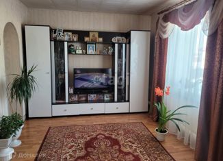 Трехкомнатная квартира на продажу, 63.8 м2, Тюменская область, улица Ульянова, 48