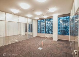 Сдаю в аренду офис, 3500 м2, Москва, улица Симоновский Вал, 26А, улица Симоновский Вал