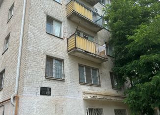 Продается 1-комнатная квартира, 33.55 м2, Элиста, улица В.И. Ленина, 271