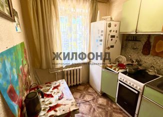 Продается 2-ком. квартира, 48 м2, Петропавловск-Камчатский, проспект Циолковского, 11