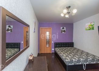 Продажа трехкомнатной квартиры, 72 м2, Владивосток, улица Котельникова, 7