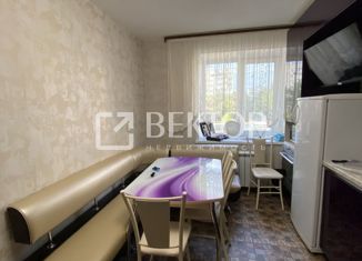 Продается 3-комнатная квартира, 92 м2, Ярославль, улица Калинина, 32, ЖК Новосёлки