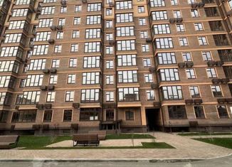Продается однокомнатная квартира, 45 м2, Пятигорск, Кооперативная улица, 36
