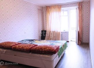 Продажа 2-ком. квартиры, 45 м2, Екатеринбург, улица Ильича, 39, улица Ильича