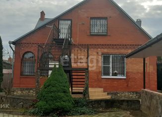 Продаю дом, 184 м2, станица Саратовская, улица Коммунаров, 20