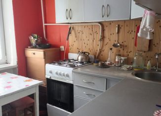 Продажа трехкомнатной квартиры, 55 м2, Евпатория, улица Фрунзе, 77