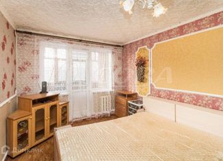 Продажа 2-ком. квартиры, 48 м2, Тюмень, Калининский округ, Таврическая улица, 10