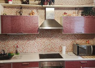 Продается 3-ком. квартира, 72.5 м2, Москва, бульвар Адмирала Ушакова, 8, бульвар Адмирала Ушакова