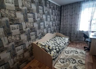 Продажа 4-комнатной квартиры, 77.2 м2, рабочий посёлок Клёны, улица Хальзова, 17