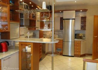 Продаю 4-ком. квартиру, 156 м2, Москва, Наставнический переулок, 6, станция Курская