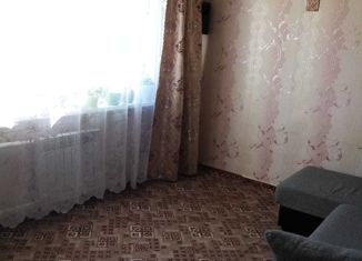 3-комнатная квартира на продажу, 53 м2, Починок, улица Победы, 16
