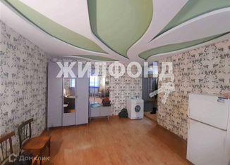 Продается однокомнатная квартира, 30.5 м2, Осинники, улица Революции, 9