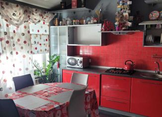 Продаю 4-ком. квартиру, 119.4 м2, Берёзовский, улица Исакова, 20